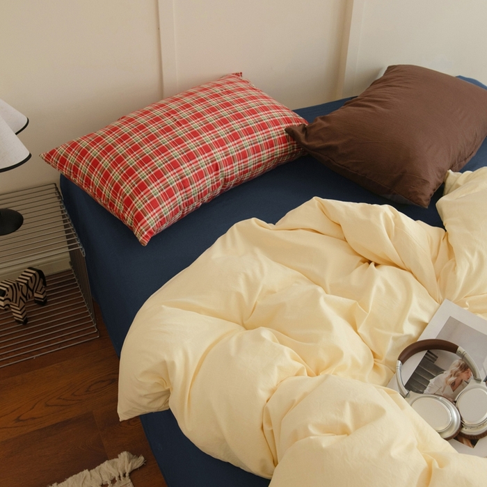 91家纺网 家纺一手货源 找家纺 尤米 2025新款亲肤舒适混搭ins风四件套系列 芝芝厚乳