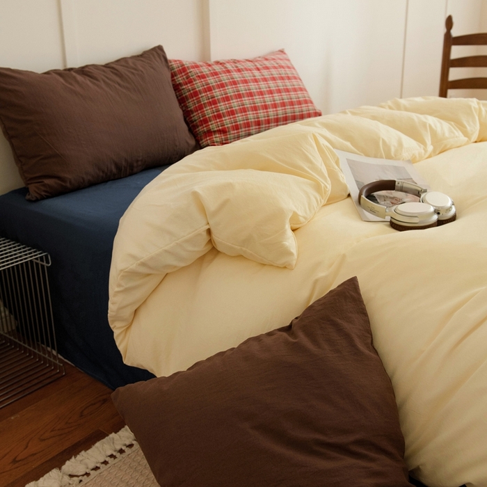 91家纺网 家纺一手货源 找家纺 尤米 2025新款亲肤舒适混搭ins风四件套系列 芝芝厚乳