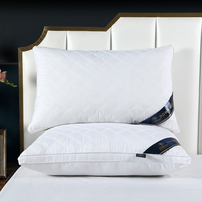 91家纺网 家纺一手货源 找家纺 （总）圣之寐 2025新款三线格磨毛羽丝绒枕枕头枕芯 