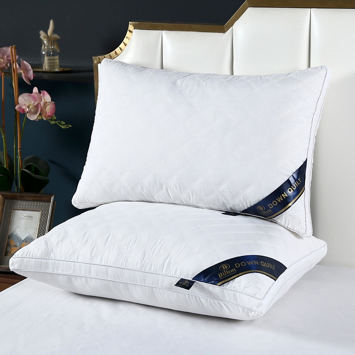 91家纺网 家纺一手货源 找家纺 （总）圣之寐 2025新款三线格磨毛羽丝绒枕枕头枕芯 