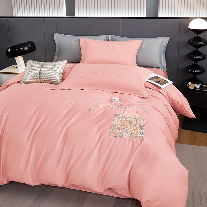 91家纺网 家纺一手货源 找家纺 （总）威克凯丽 2024新款纯色绣花13372系列四件套