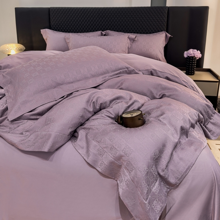 91家纺网 家纺一手货源 找家纺 威克凯丽 2024新款全棉提花四件套 罗兰-香芋紫