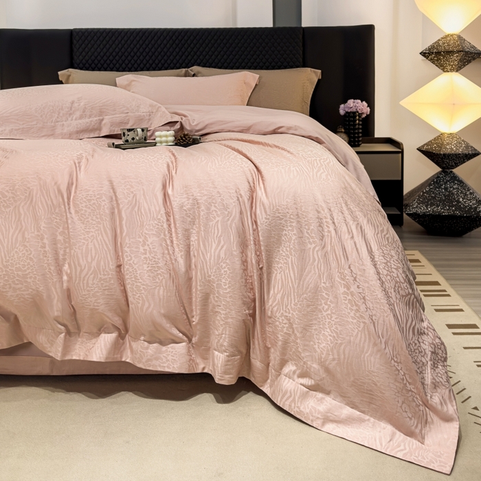 91家纺网 家纺一手货源 找家纺 威克凯丽 2024新款全棉提花四件套 米兰-花豆沙