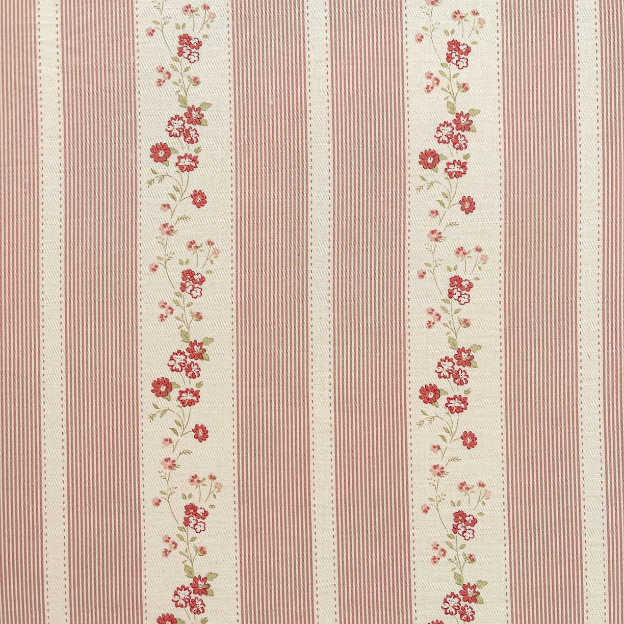 91家纺网 家纺一手货源 找家纺 缦彩 2025新款韩版全棉公主风枕套 多丽粉