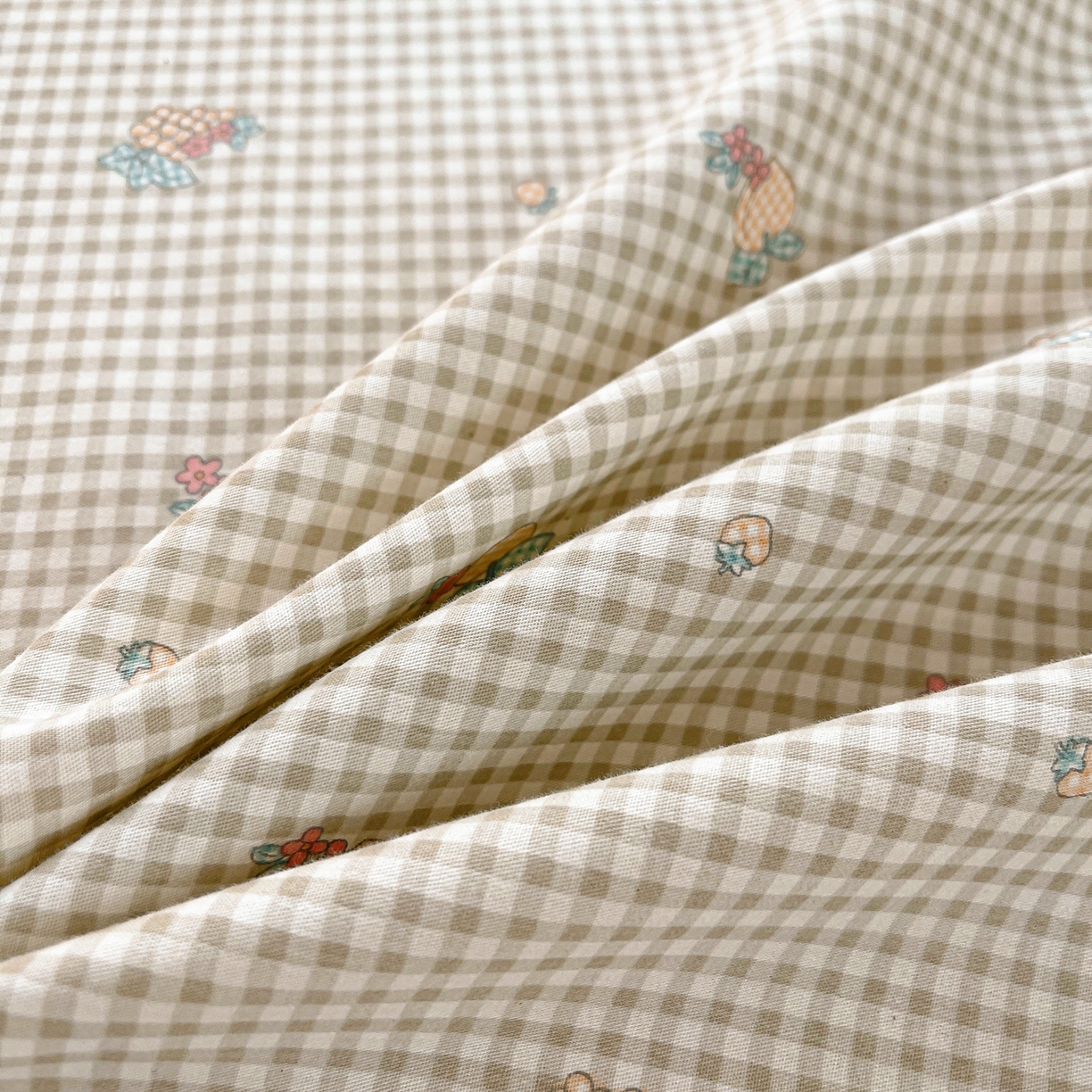 91家纺网 家纺一手货源 找家纺 缦彩 2025新款韩版全棉公主风枕套 苏语绿