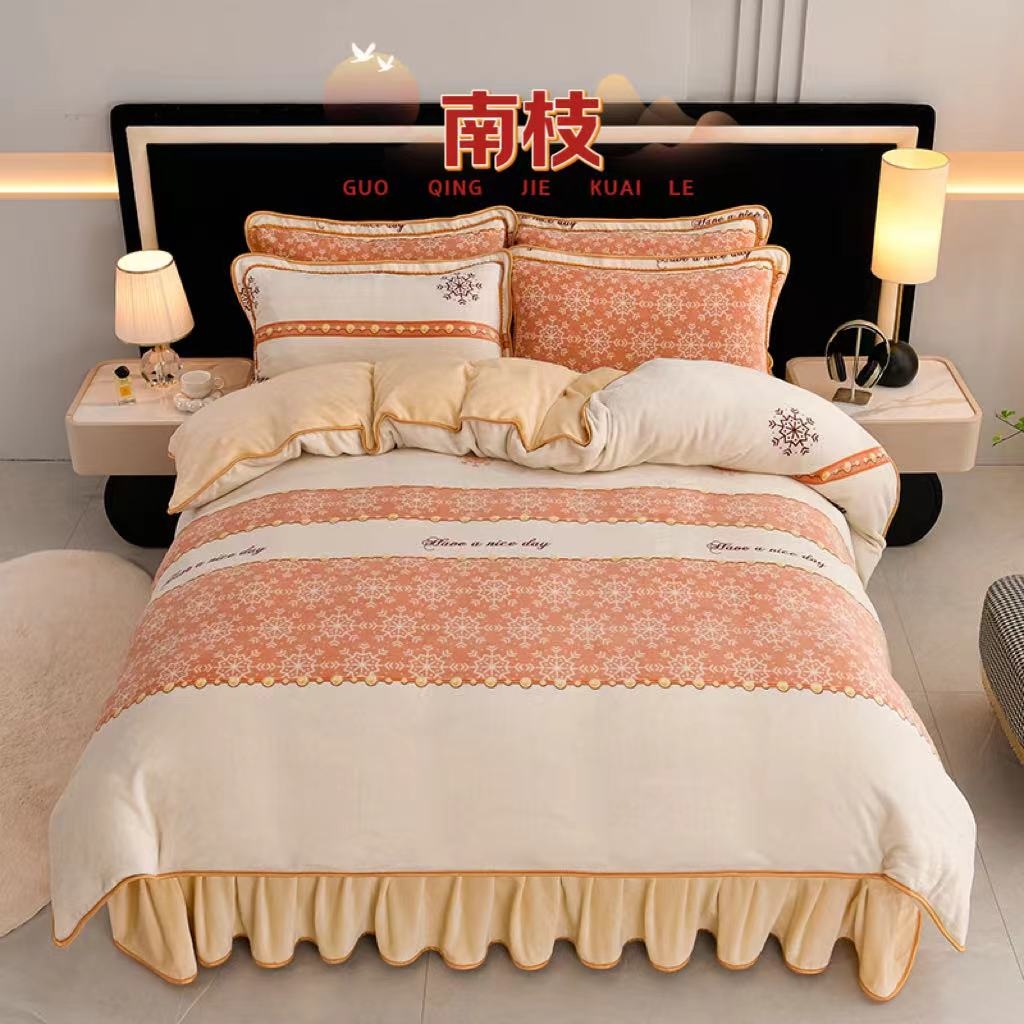 91家纺网 家纺一手货源 找家纺 （总）诺梵家纺 2025新款8斤加厚保暖金貂绒牛奶绒印花四件套