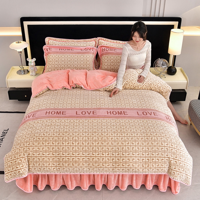 91家纺网 家纺一手货源 找家纺 （总）诺梵家纺 2025新款8斤加厚保暖金貂绒牛奶绒印花四件套