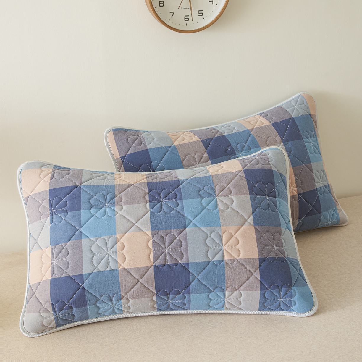 91家纺网 家纺一手货源 找家纺 （总）芬晴家纺 2025新款A类大豆夹棉格子枕套单件单枕套防口水头油