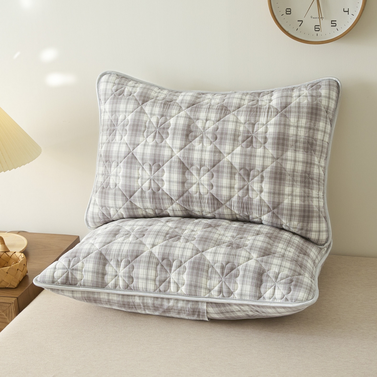 91家纺网 家纺一手货源 找家纺 芬晴家纺 2025新款A类大豆夹棉格子枕套单件单枕套防口水头油 柏林