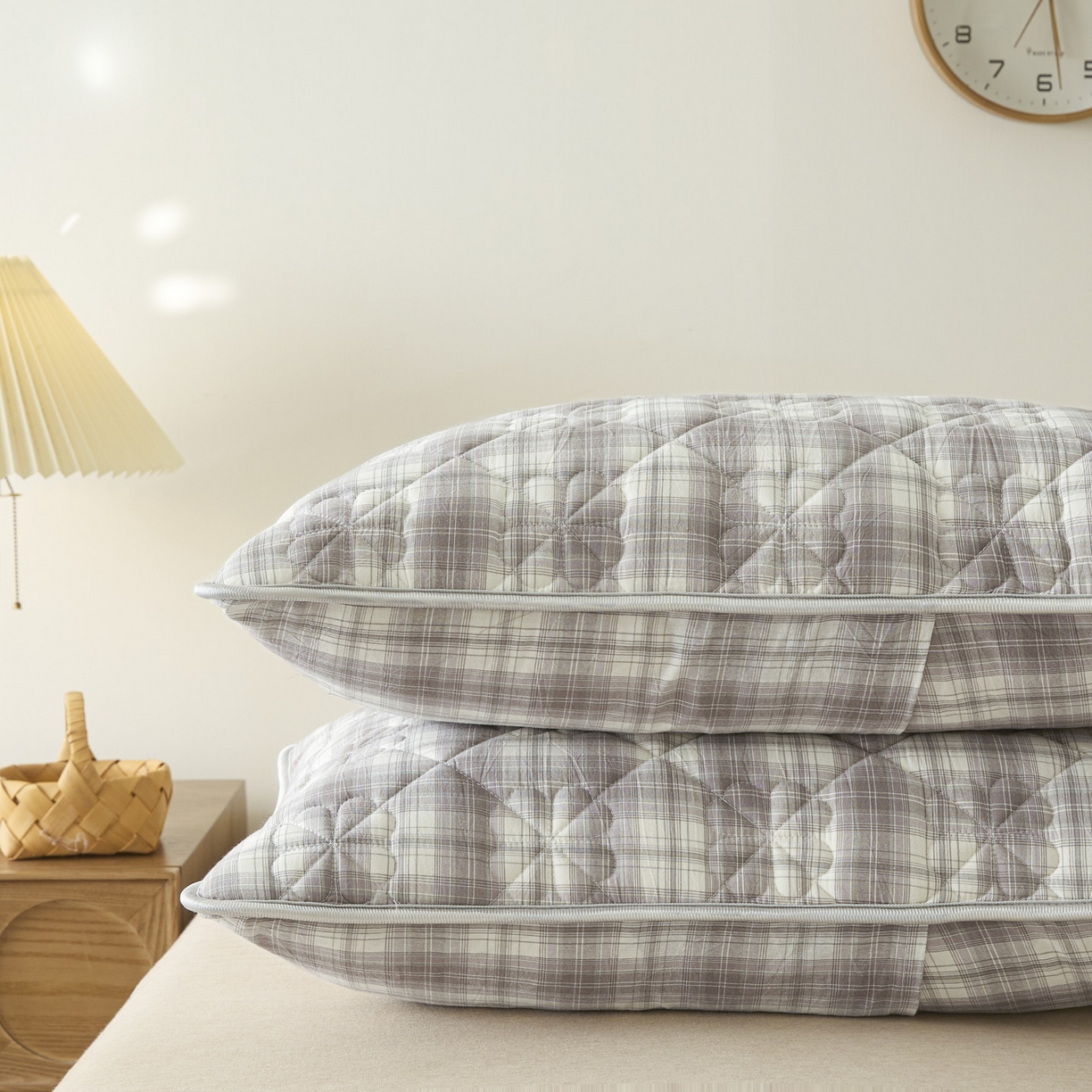 91家纺网 家纺一手货源 找家纺 （总）芬晴家纺 2025新款A类大豆夹棉格子枕套单件单枕套防口水头油