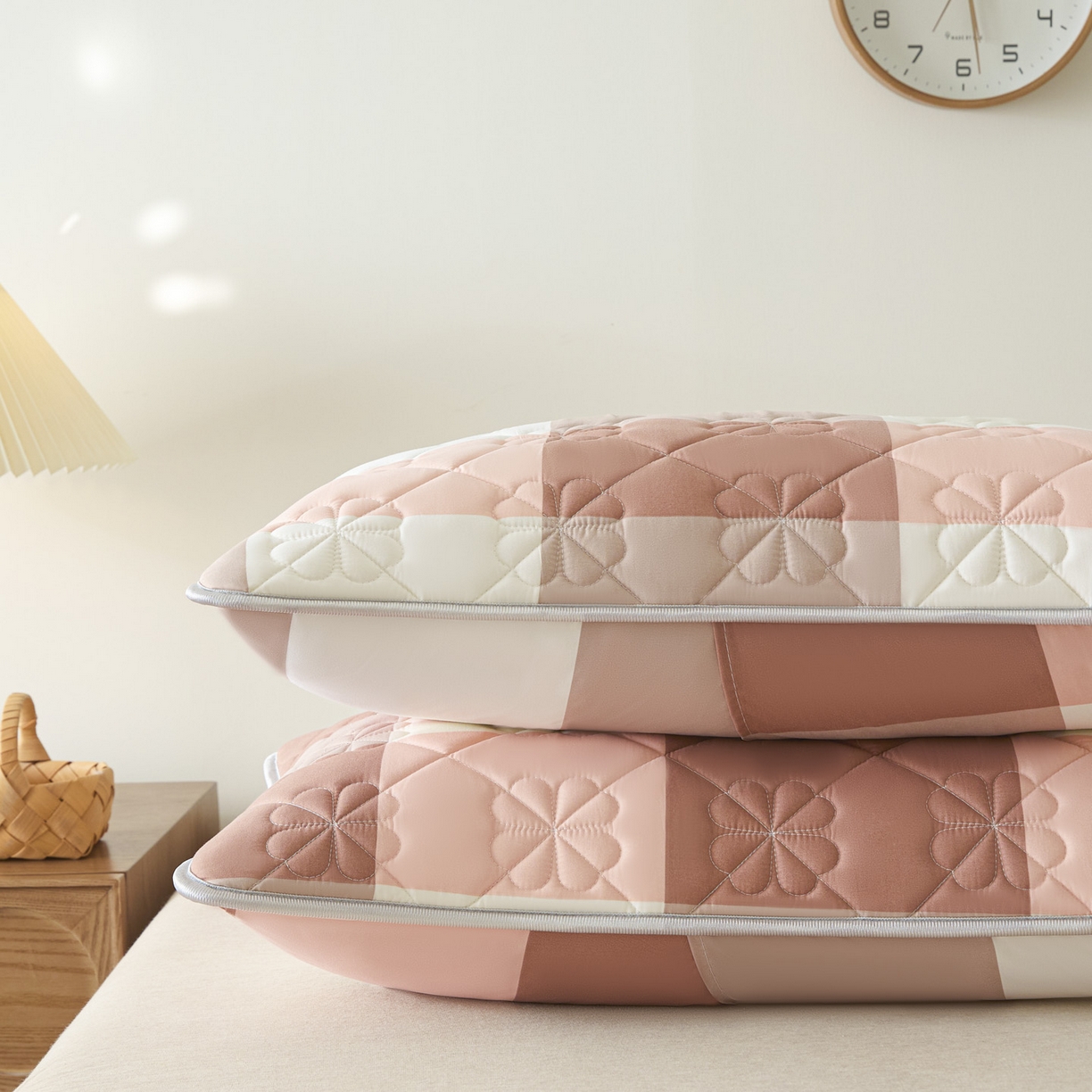 91家纺网 家纺一手货源 找家纺 芬晴家纺 2025新款A类大豆夹棉格子枕套单件单枕套防口水头油 橙大格