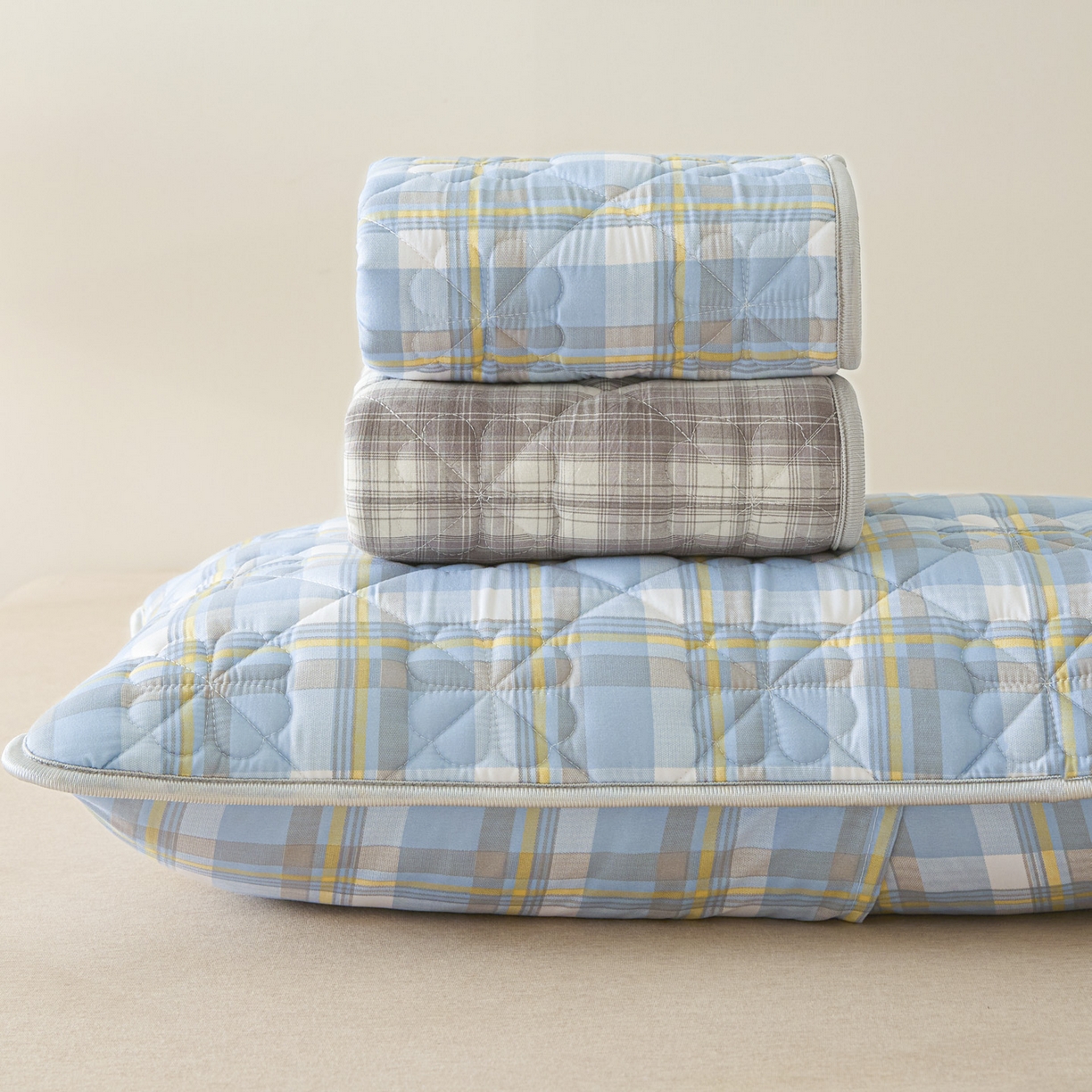 91家纺网 家纺一手货源 找家纺 芬晴家纺 2025新款A类大豆夹棉格子枕套单件单枕套防口水头油 简夕蓝