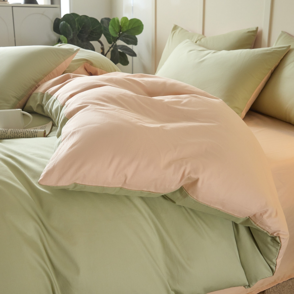 91家纺网 家纺一手货源 找家纺 乐美家纺 2025新款全棉双拼单被套 豆绿+米杏