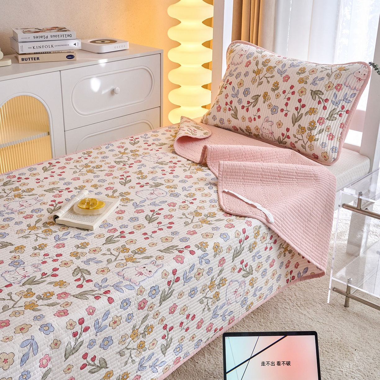 91家纺网 家纺一手货源 找家纺 X猫先生 2025小清新全棉学生床盖-新增花型 花语兔兔