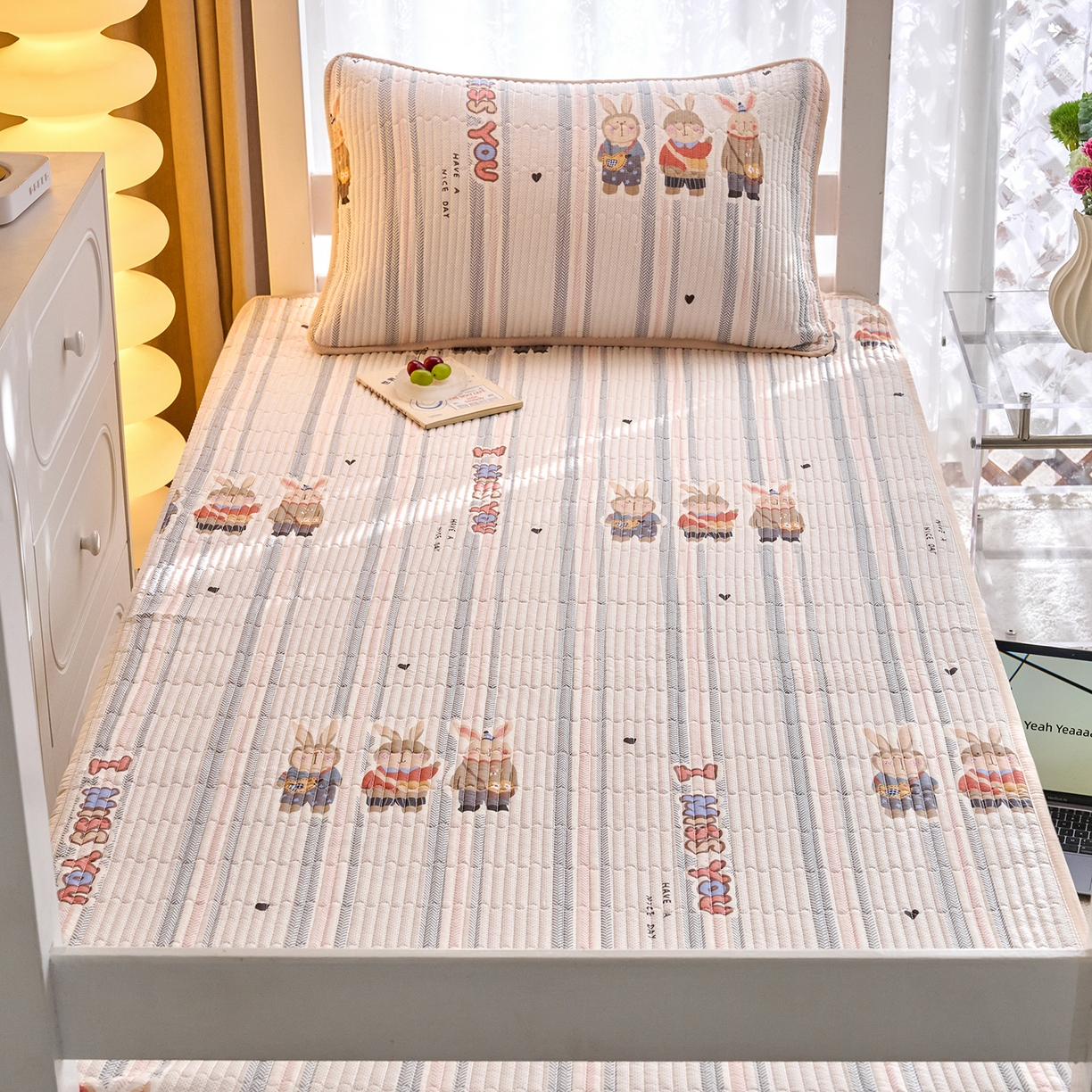 91家纺网 家纺一手货源 找家纺 X猫先生 2025小清新全棉学生床盖-新增花型 森岛精灵