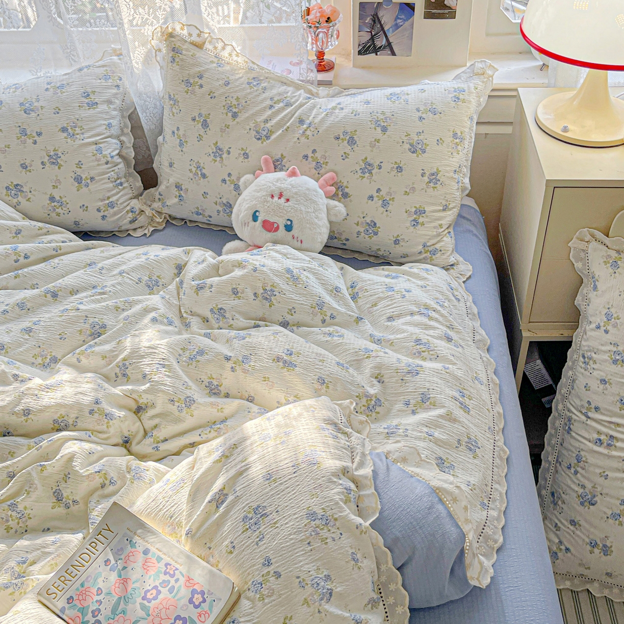 91家纺网 家纺一手货源 找家纺 水木坊 2025新款皱皱双层纱镂空花边四件套 一帘幽梦