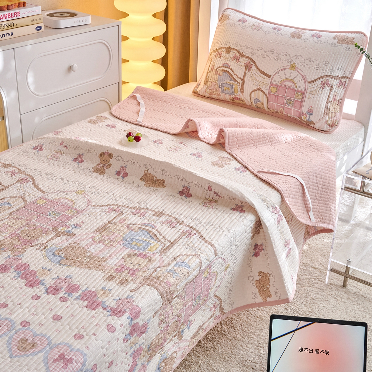 91家纺网 家纺一手货源 找家纺 X猫先生 2025小清新全棉学生床盖-新增花型 安缦小熊