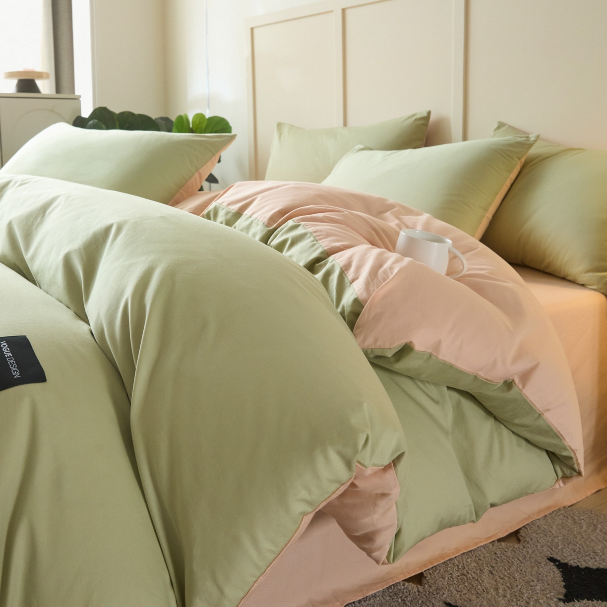 91家纺网 家纺一手货源 找家纺 乐美家纺 2025新款全棉双拼单被套 豆绿+米杏