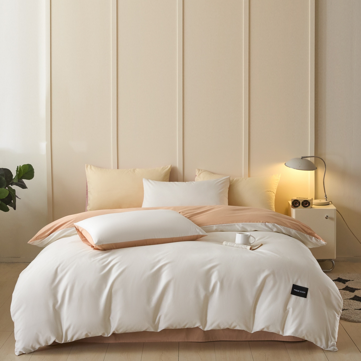 91家纺网 家纺一手货源 找家纺 乐美家纺 2025新款全棉双拼单被套 白+奶茶杏