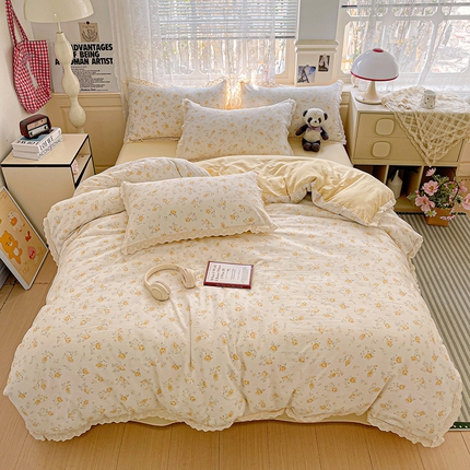 91家纺网 家纺一手货源 找家纺 （总）水木坊 2025新款皱皱双层纱镂空花边四件套