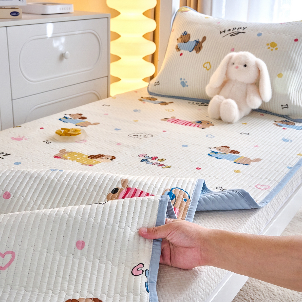 91家纺网 家纺一手货源 找家纺 X猫先生 2025小清新全棉学生床盖-新增花型 萌汪甜梦