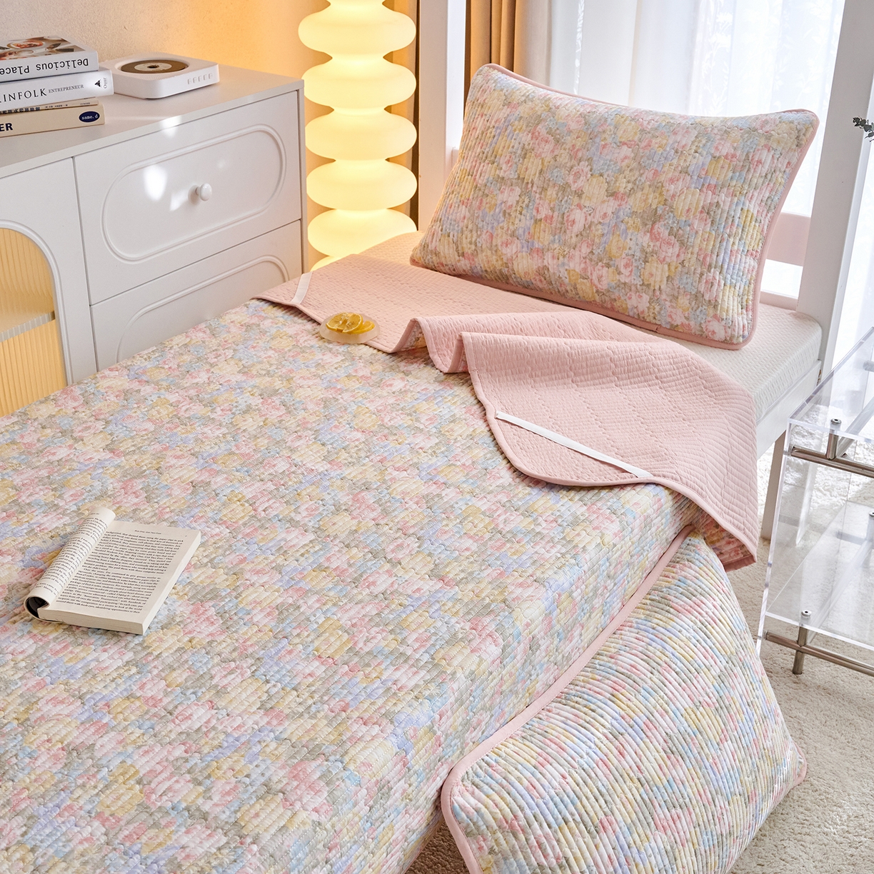 91家纺网 家纺一手货源 找家纺 X猫先生 2025小清新全棉学生床盖-新增花型 暖阳绿意