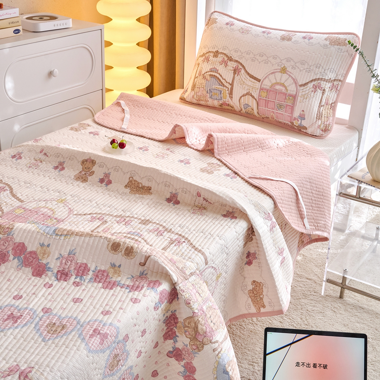 91家纺网 家纺一手货源 找家纺 X猫先生 2025小清新全棉学生床盖-新增花型 安缦小熊