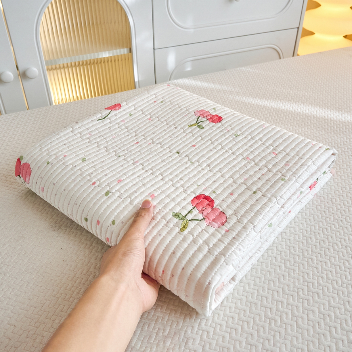 91家纺网 家纺一手货源 找家纺 X猫先生 2025小清新全棉学生床盖-新增花型 七彩樱桃