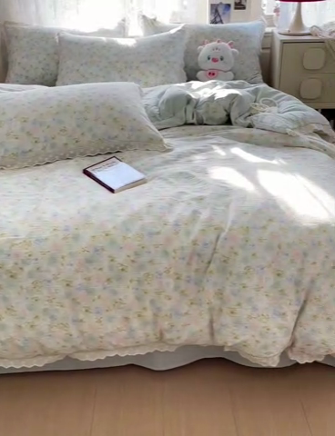 91家纺网 家纺一手货源 找家纺 水木坊 2025新款皱皱双层纱镂空花边四件套 风与铃兰