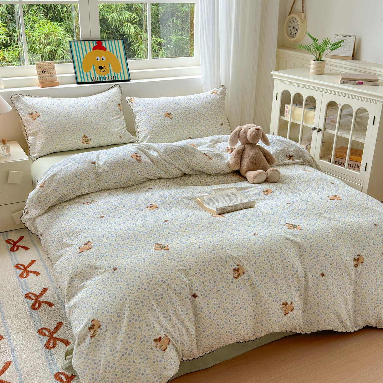 91家纺网 家纺一手货源 找家纺 淑女公社家纺 2025四季款全棉纯棉双层纱小香风四件套 腊肠狗 小蓝花