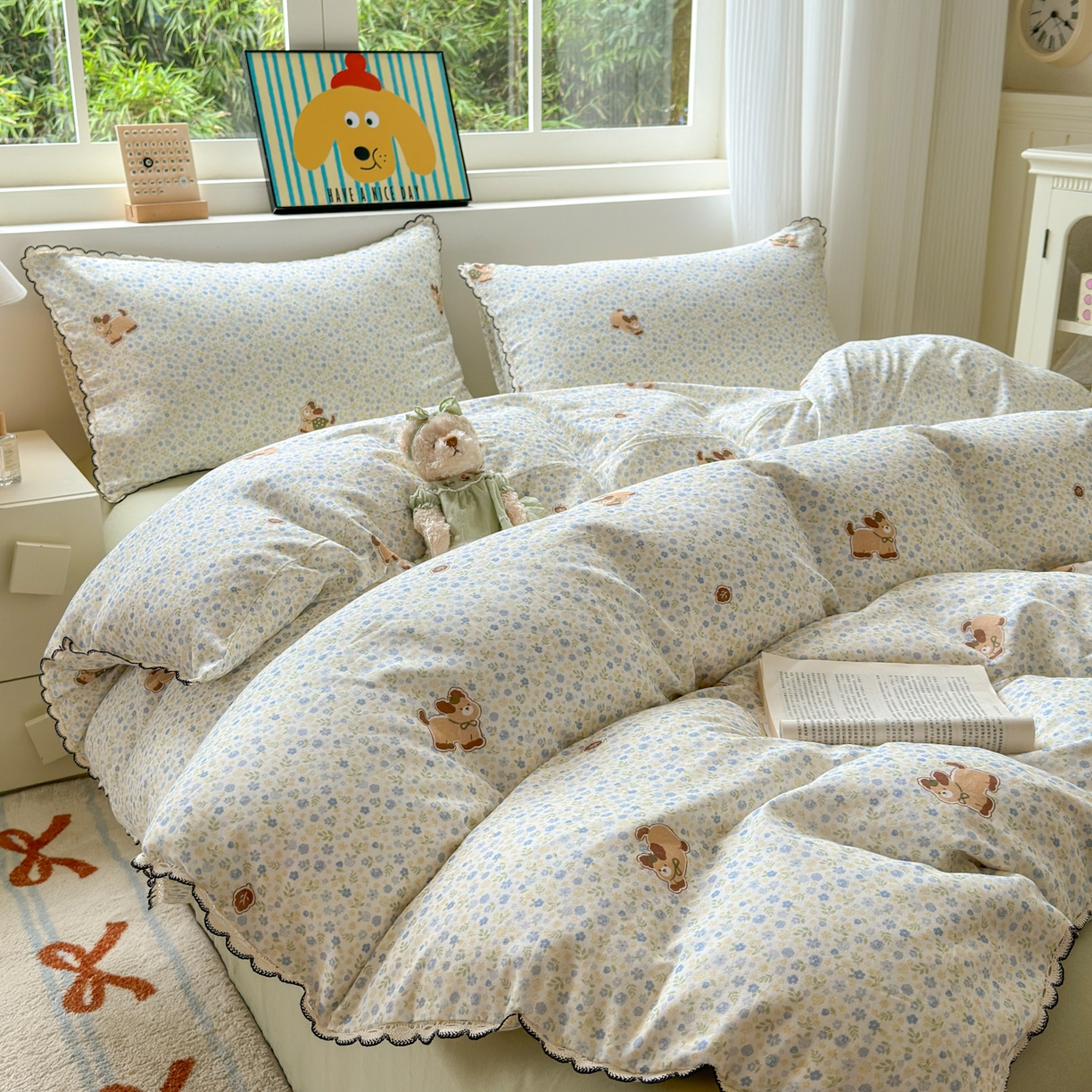 91家纺网 家纺一手货源 找家纺 淑女公社家纺 2025四季款全棉纯棉双层纱小香风四件套 腊肠狗 小蓝花