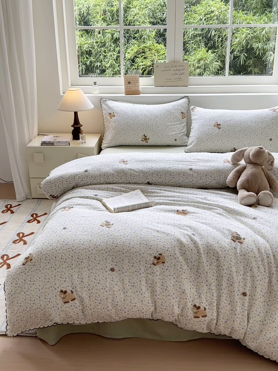 91家纺网 家纺一手货源 找家纺 淑女公社家纺 2025四季款全棉纯棉双层纱小香风四件套 腊肠狗 小蓝花