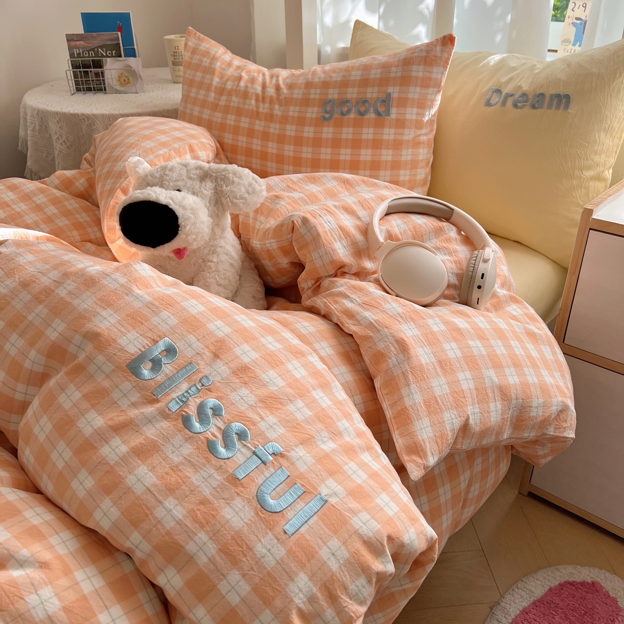 91家纺网 家纺一手货源 找家纺 丽涵家纺 2025新款全棉纯棉色织水洗棉刺绣三件套四件套 尚格-橘