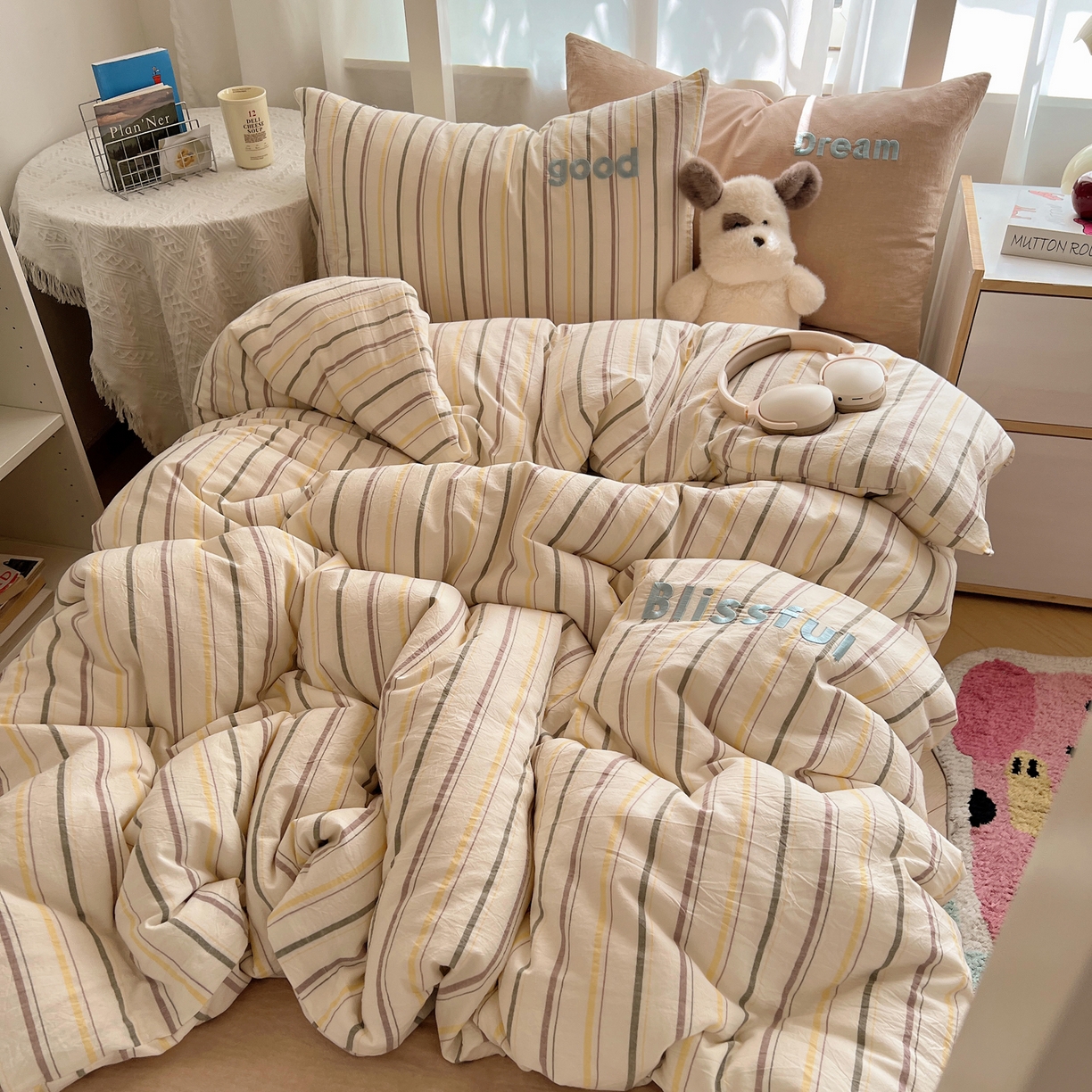 91家纺网 家纺一手货源 找家纺 丽涵家纺 2025新款全棉纯棉色织水洗棉刺绣三件套四件套 韵律-咖