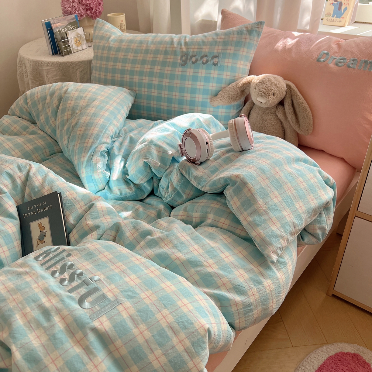 91家纺网 家纺一手货源 找家纺 丽涵家纺 2025新款全棉纯棉色织水洗棉刺绣三件套四件套 尚格-蓝