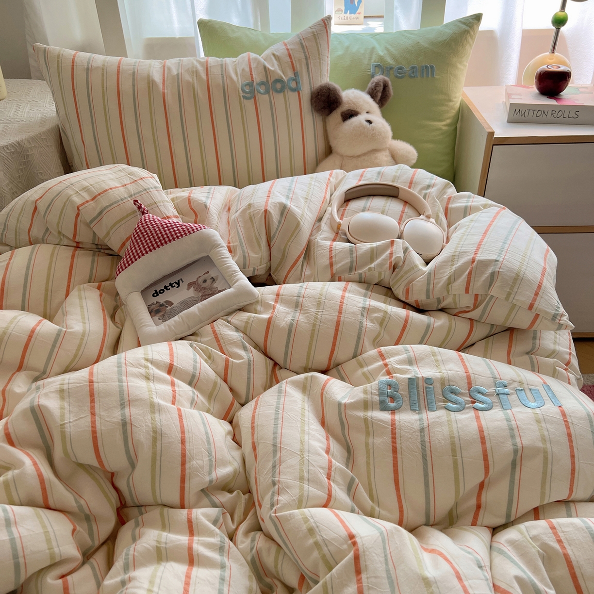 91家纺网 家纺一手货源 找家纺 丽涵家纺 2025新款全棉纯棉色织水洗棉刺绣三件套四件套 韵律-绿