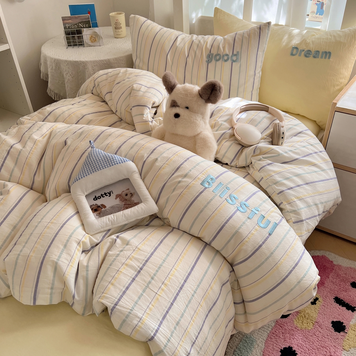 91家纺网 家纺一手货源 找家纺 丽涵家纺 2025新款全棉纯棉色织水洗棉刺绣三件套四件套 韵律-紫