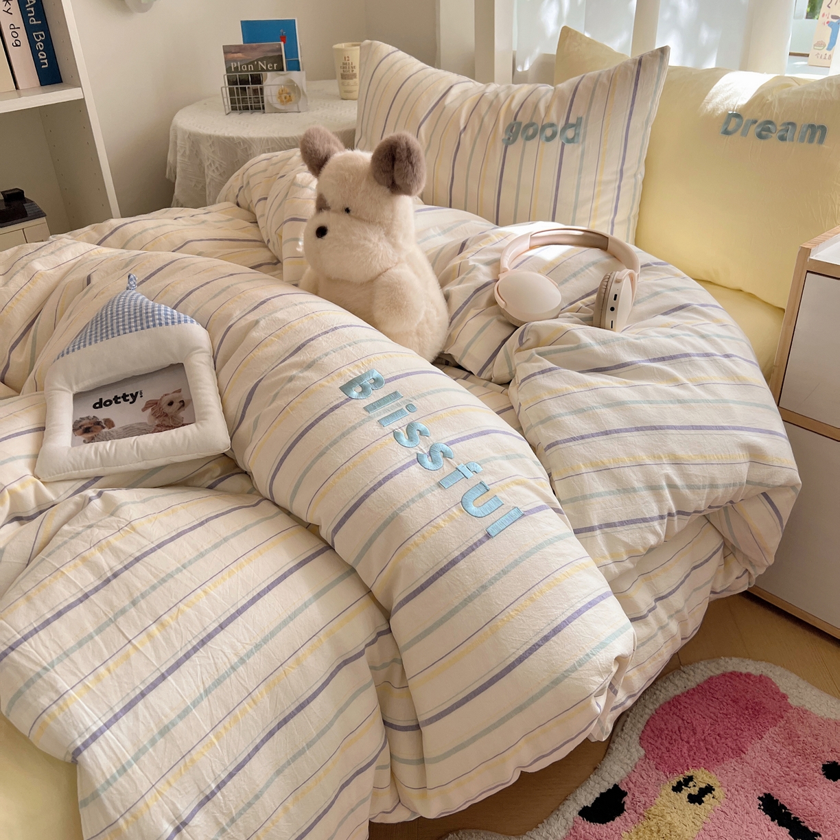 91家纺网 家纺一手货源 找家纺 丽涵家纺 2025新款全棉纯棉色织水洗棉刺绣三件套四件套 韵律-紫