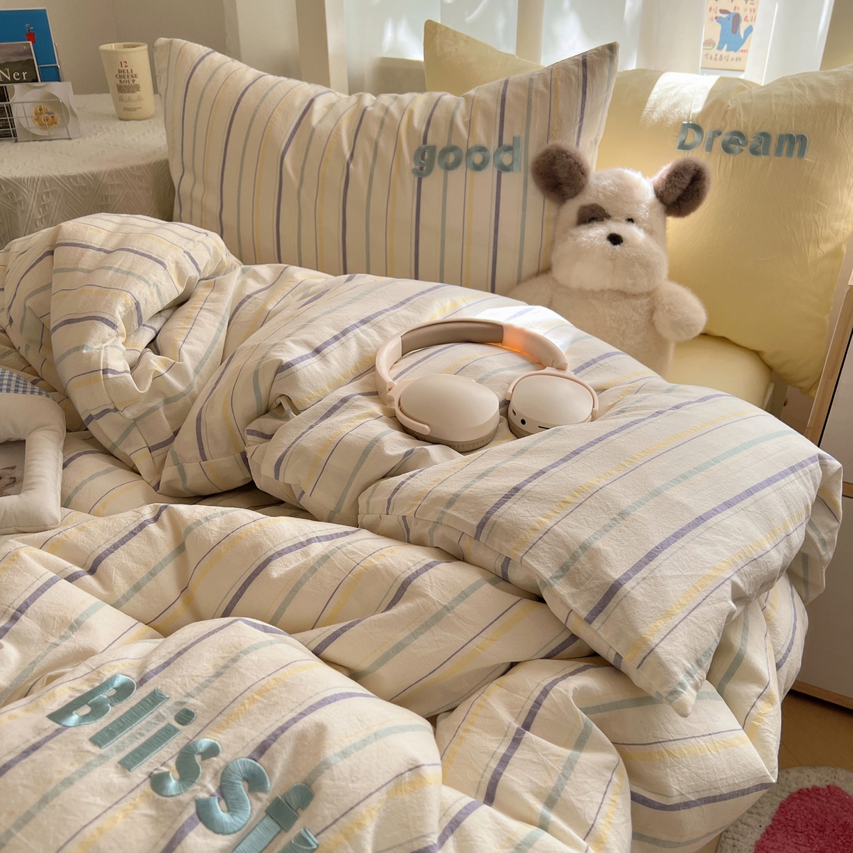 91家纺网 家纺一手货源 找家纺 丽涵家纺 2025新款全棉纯棉色织水洗棉刺绣三件套四件套 韵律-紫