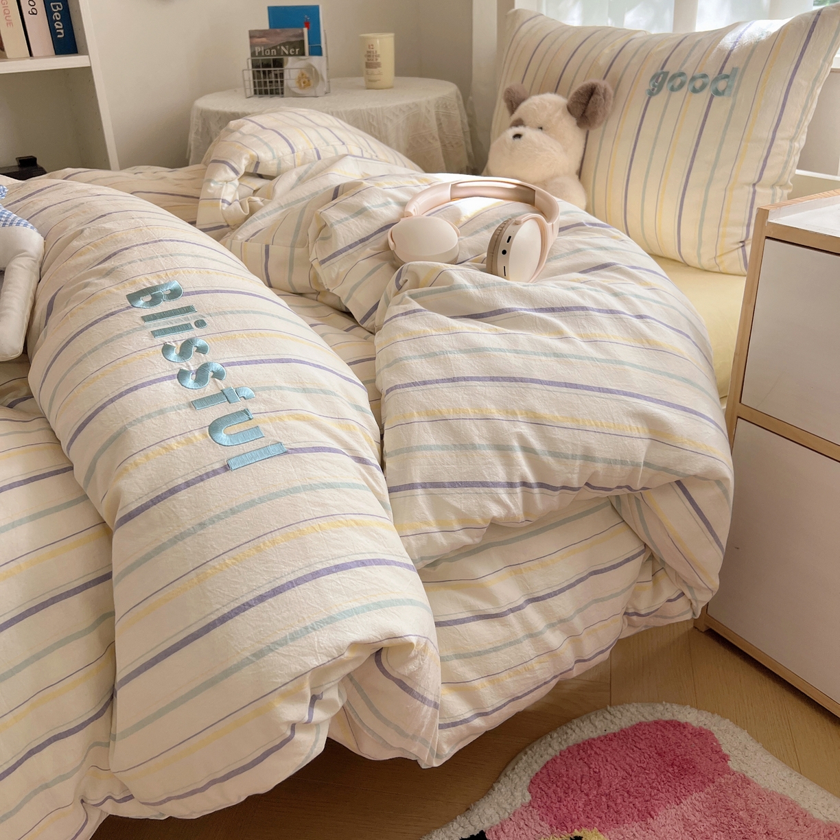 91家纺网 家纺一手货源 找家纺 丽涵家纺 2025新款全棉纯棉色织水洗棉刺绣三件套四件套 韵律-紫