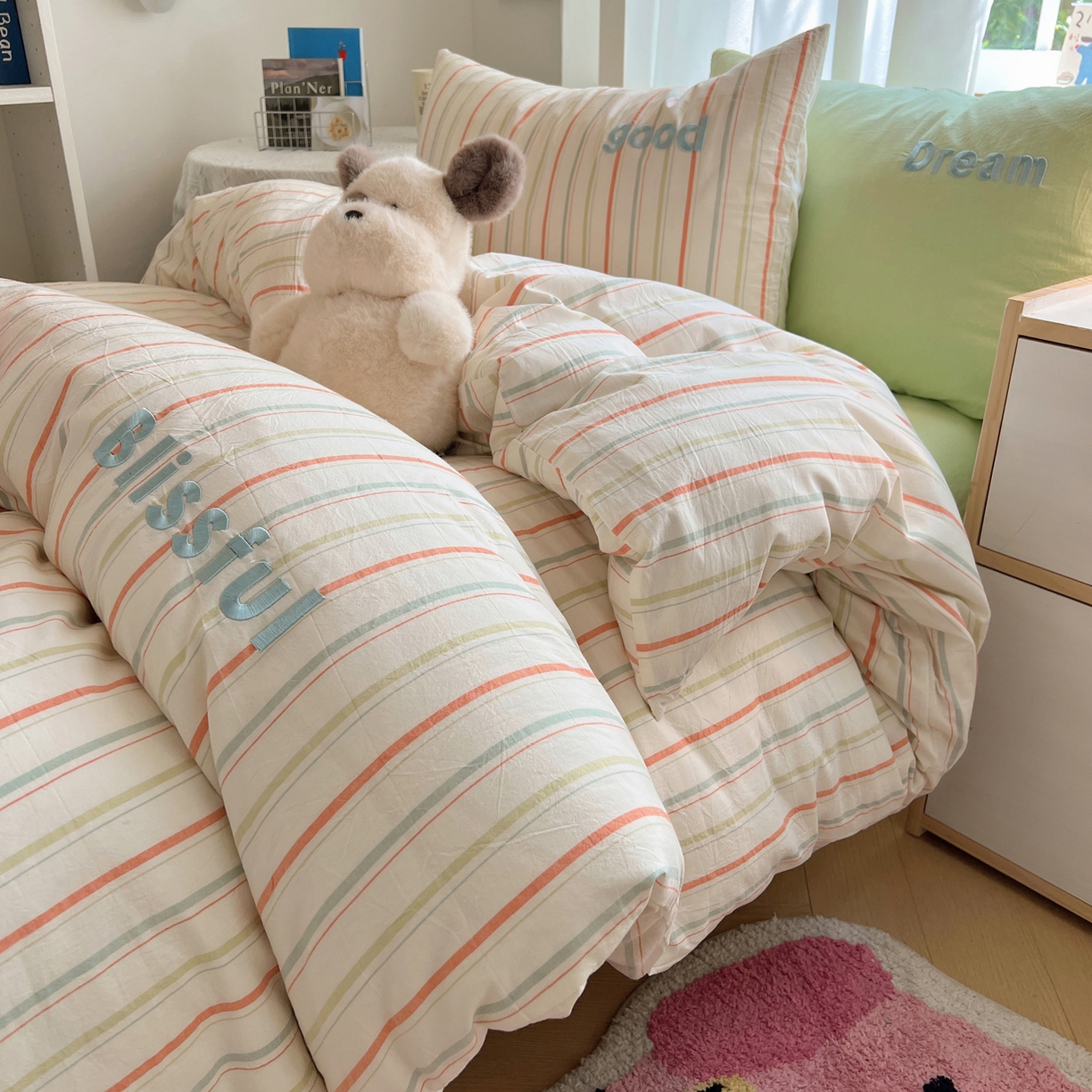 91家纺网 家纺一手货源 找家纺 丽涵家纺 2025新款全棉纯棉色织水洗棉刺绣三件套四件套 韵律-绿