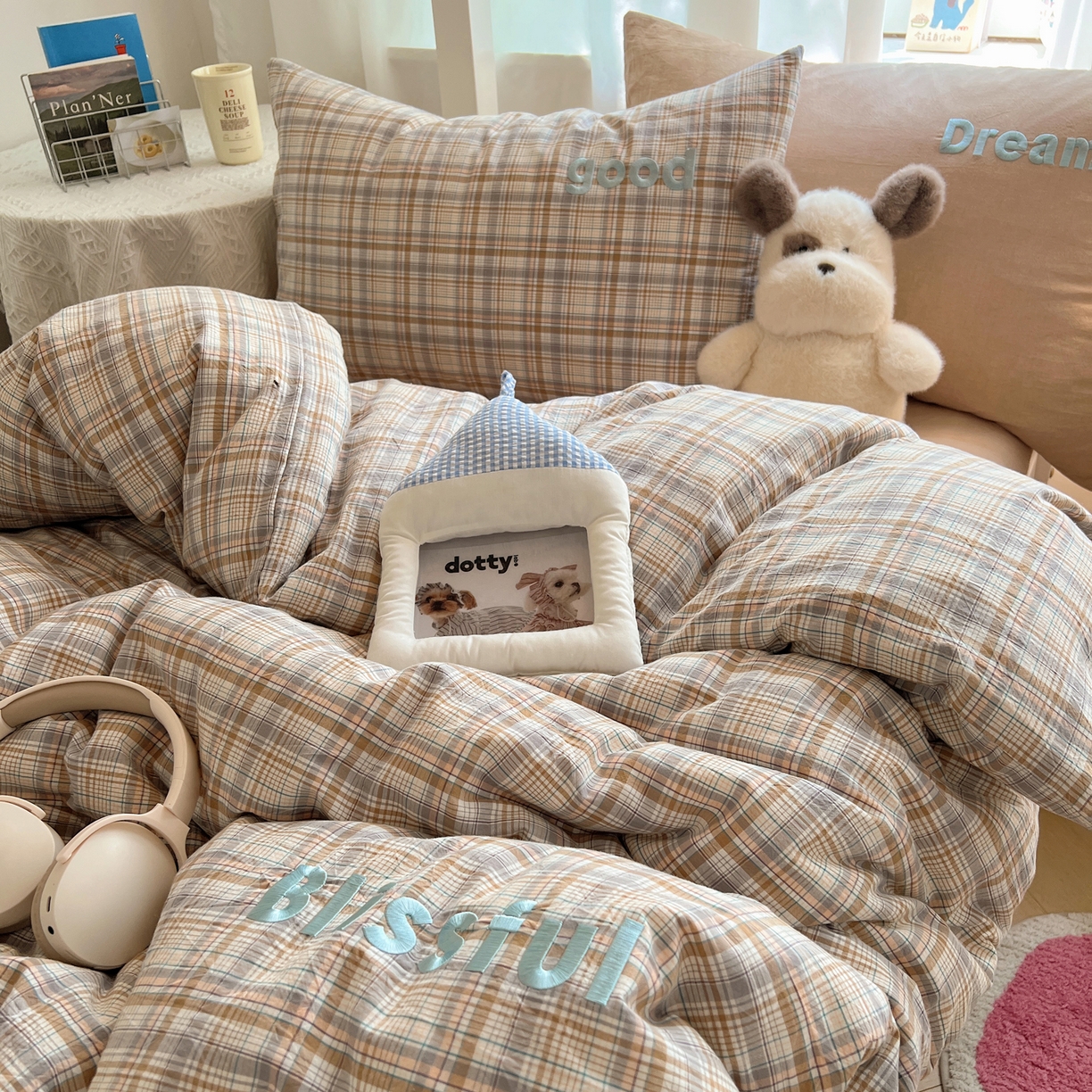 91家纺网 家纺一手货源 找家纺 丽涵家纺 2025新款全棉纯棉色织水洗棉刺绣三件套四件套 青春