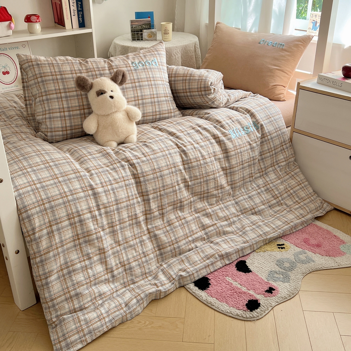 91家纺网 家纺一手货源 找家纺 丽涵家纺 2025新款全棉纯棉色织水洗棉刺绣三件套四件套 青春