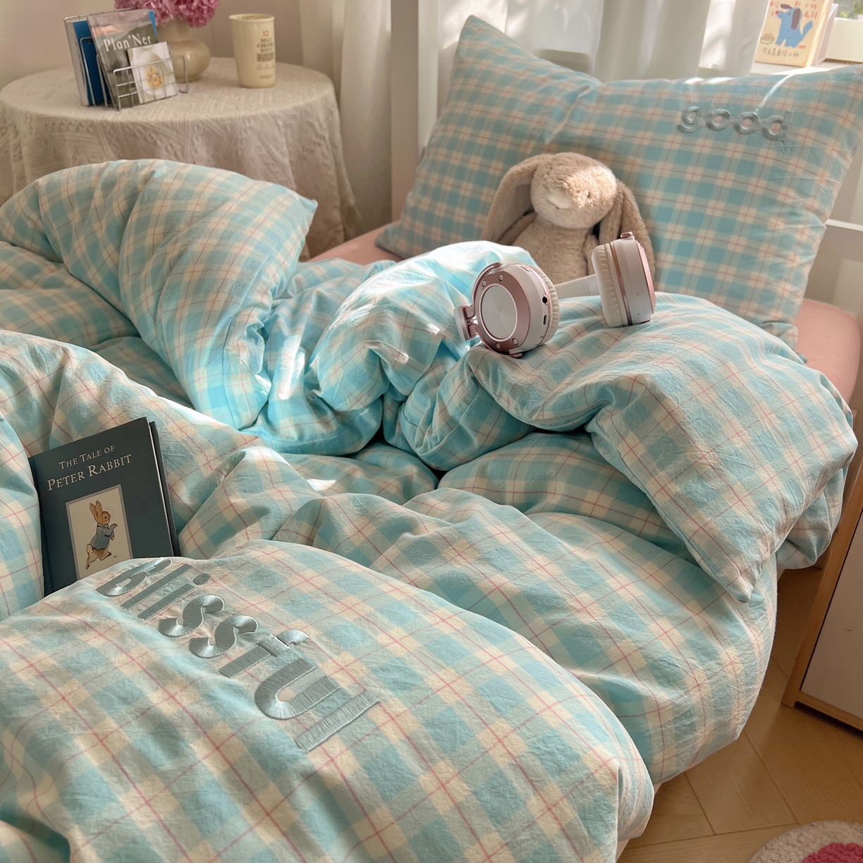 91家纺网 家纺一手货源 找家纺 丽涵家纺 2025新款全棉纯棉色织水洗棉刺绣三件套四件套 尚格-蓝