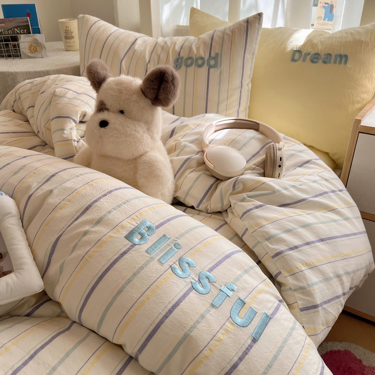 91家纺网 家纺一手货源 找家纺 丽涵家纺 2025新款全棉纯棉色织水洗棉刺绣三件套四件套 韵律-紫