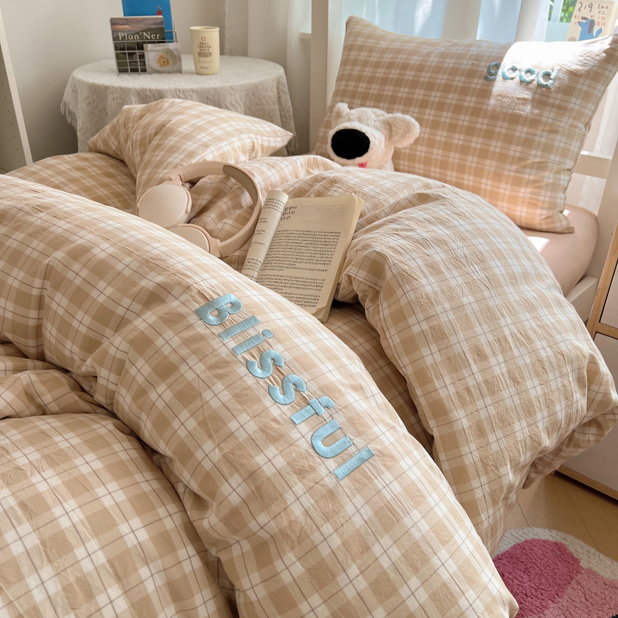 91家纺网 家纺一手货源 找家纺 丽涵家纺 2025新款全棉纯棉色织水洗棉刺绣三件套四件套 尚格-咖