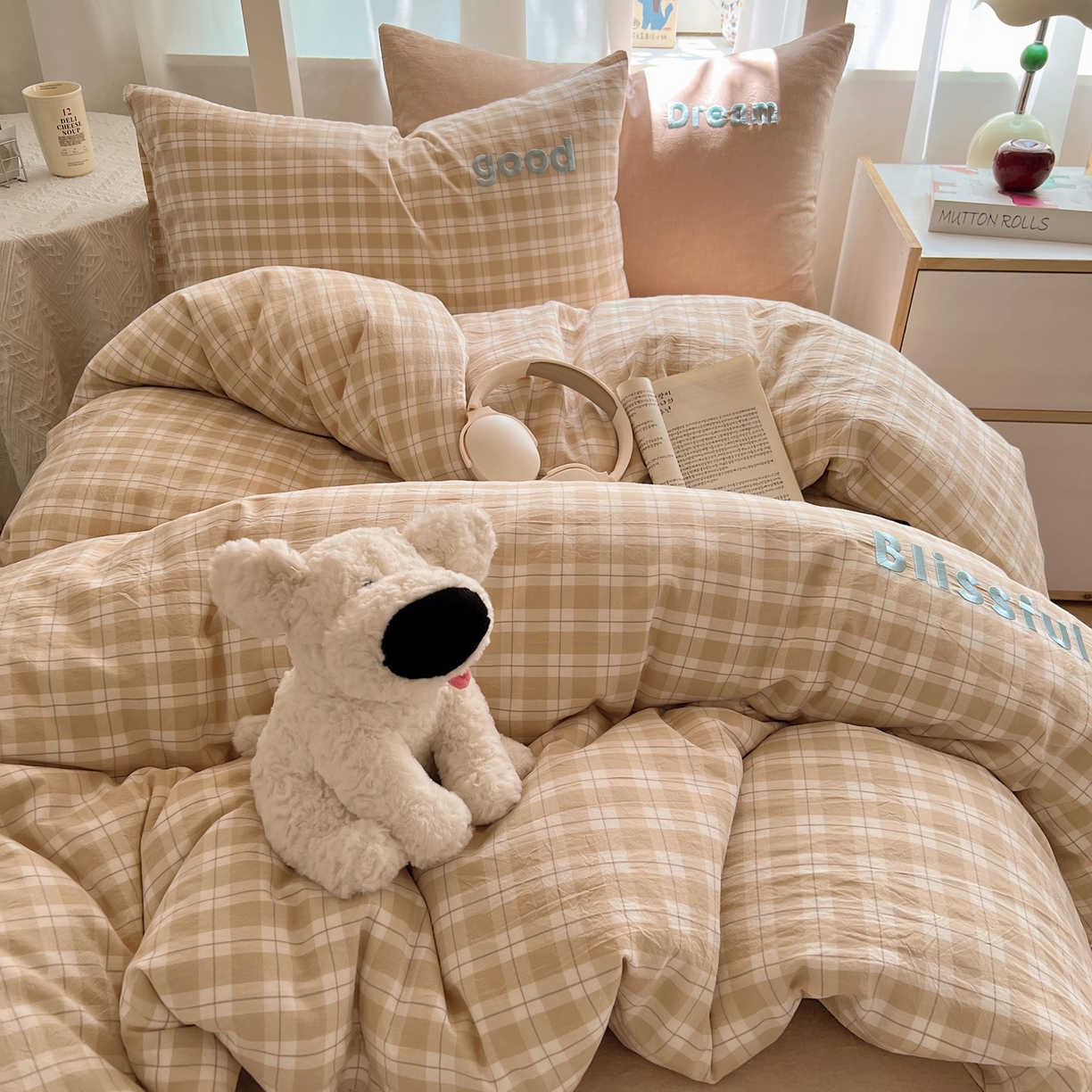 91家纺网 家纺一手货源 找家纺 丽涵家纺 2025新款全棉纯棉色织水洗棉刺绣三件套四件套 尚格-咖