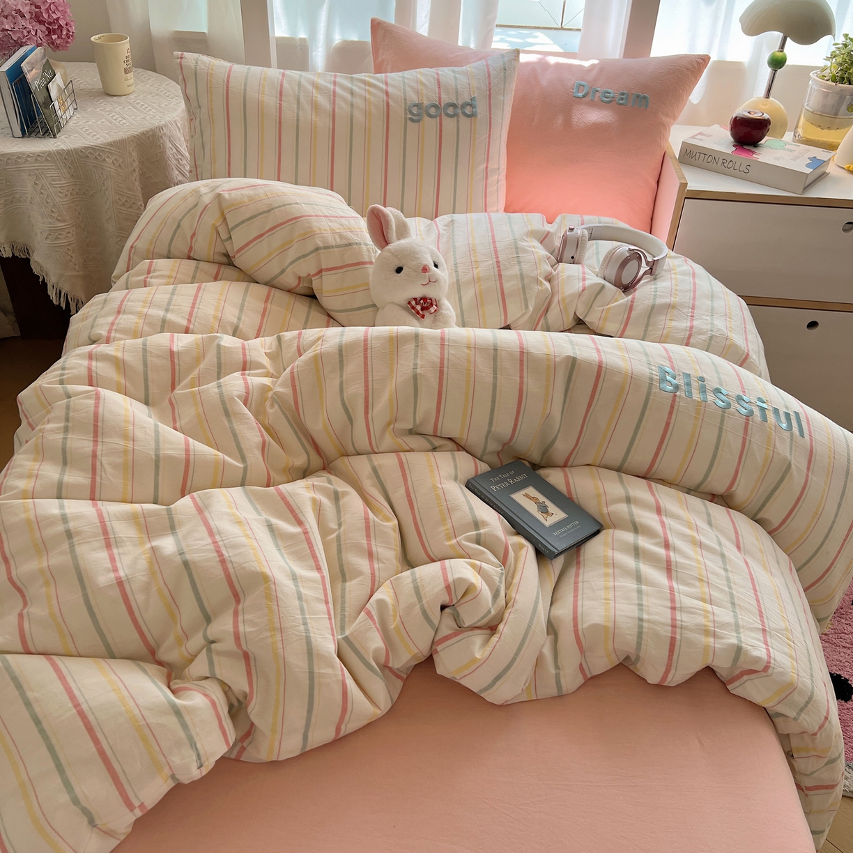 91家纺网 家纺一手货源 找家纺 丽涵家纺 2025新款全棉纯棉色织水洗棉刺绣三件套四件套 韵律-粉