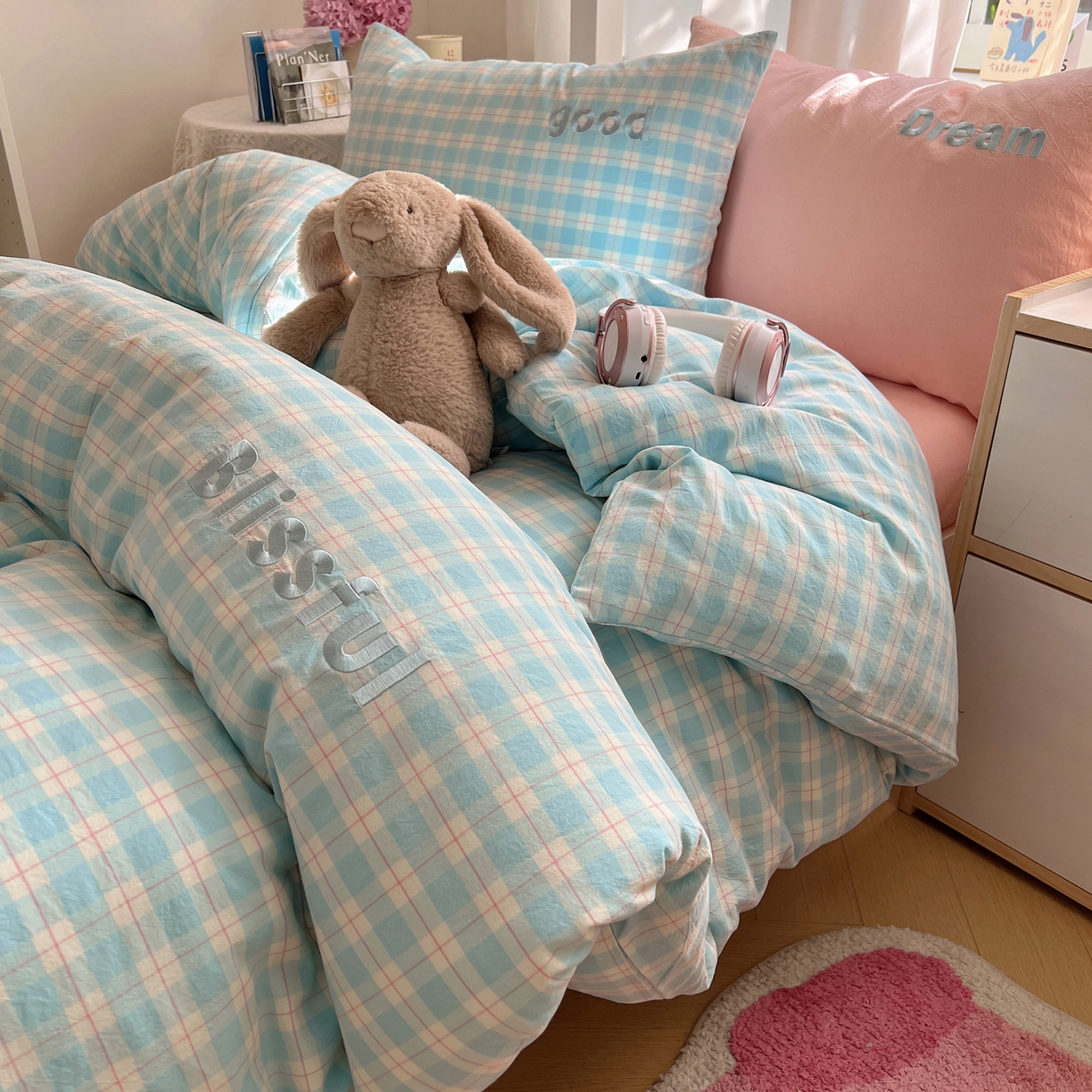 91家纺网 家纺一手货源 找家纺 丽涵家纺 2025新款全棉纯棉色织水洗棉刺绣三件套四件套 尚格-蓝