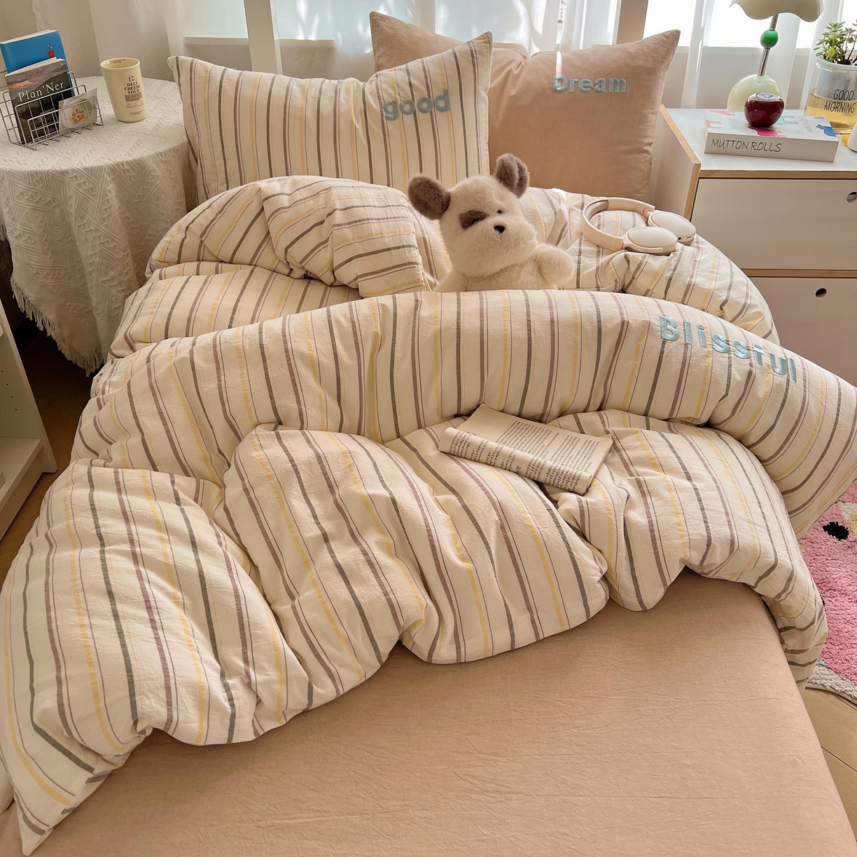 91家纺网 家纺一手货源 找家纺 丽涵家纺 2025新款全棉纯棉色织水洗棉刺绣三件套四件套 韵律-咖